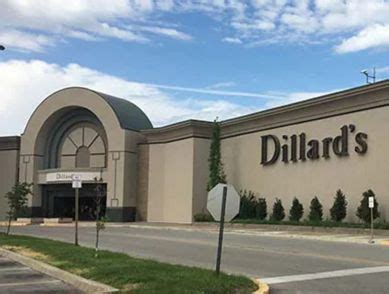 dillard's at oak park mall.